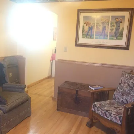 Fishhook Sunrise B&B-3